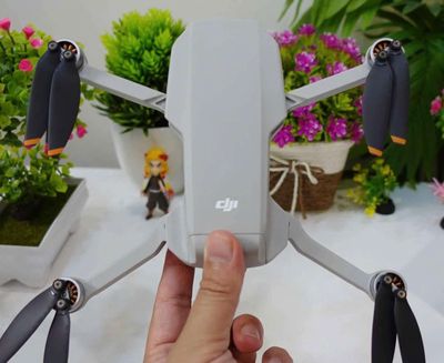 Em cần bán con flycam mới mua T4/25 ák . Như mới. Mua bán Máy ảnh, Máy quay tại Thành phố Thủ Đức Tp Hồ Chí Minh được đăng bởi hằng hằng 