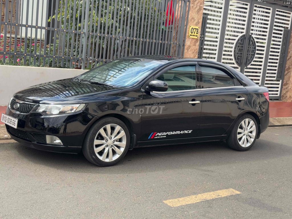 Kia Forte 2011 SX 1.6 MT - 12600 km