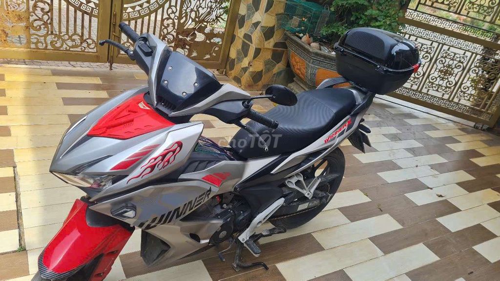 Honda Winner X Bạc đỏ. Mua bán Xe máy tại Thị xã Phú Mỹ Bà Rịa - Vũng Tàu được đăng bởi Dũng hình 3