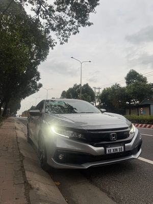 Honda Civic 2020 RS - 32000 km. Mua bán Ô tô tại Thành phố Thủ Dầu Một Bình Dương được đăng bởi Nguyễn thanh