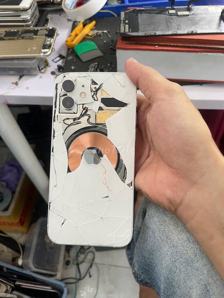 MUA XÁC ĐIỆN THOẠI HƯ BỂ NÁT. Mua bán Điện thoại tại Quận 1 Tp Hồ Chí Minh được đăng bởi Duy Anh hình 1