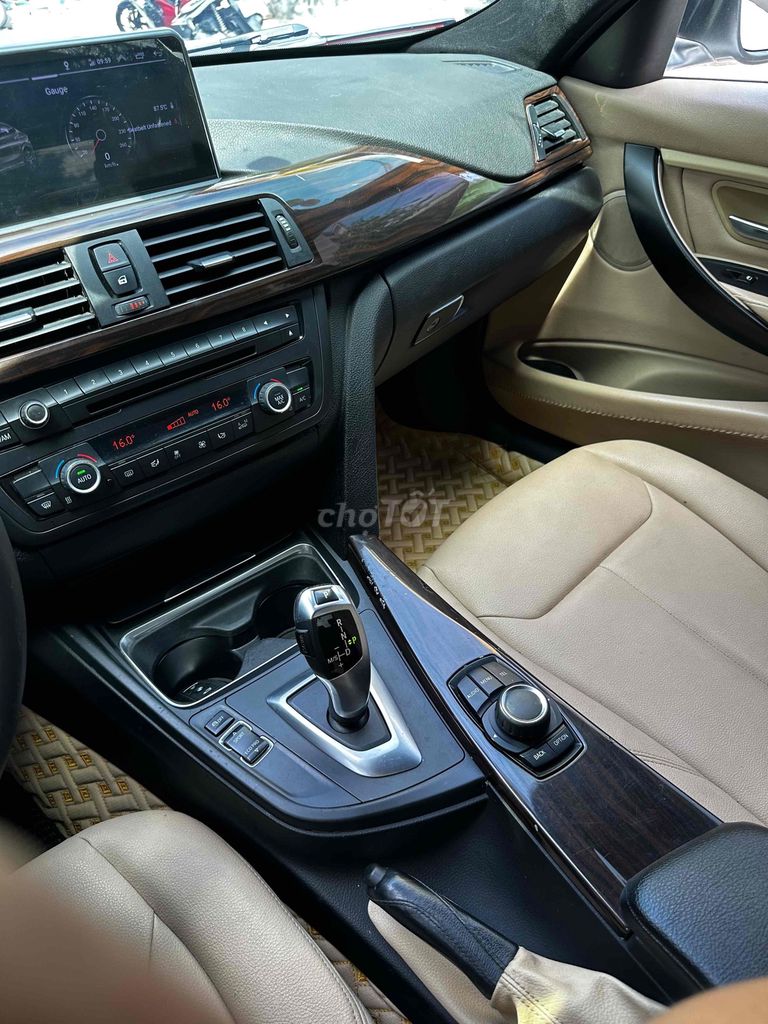 BMW 3 Series 2013 320i - 86000 km. Mua bán Ô tô tại Quận 7 Tp Hồ Chí Minh được đăng bởi Thông Sport  hình 8
