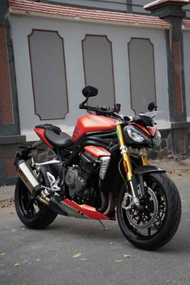 Triumph Triple 1200 Rs 2023 Cam 8000 km