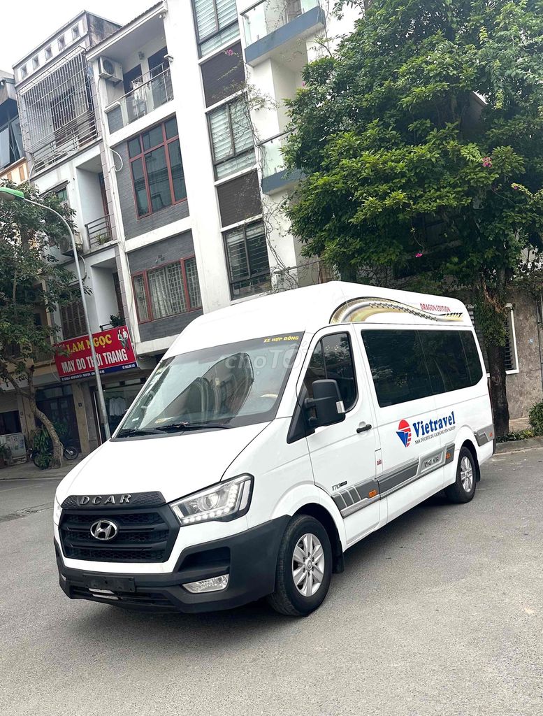Hyundai Solati Dcar Limousine 12c - sx 2019. Mua bán Phương tiện khác tại Quận Long Biên Hà Nội được đăng bởi Nguyễn Văn Tuấn hình 1