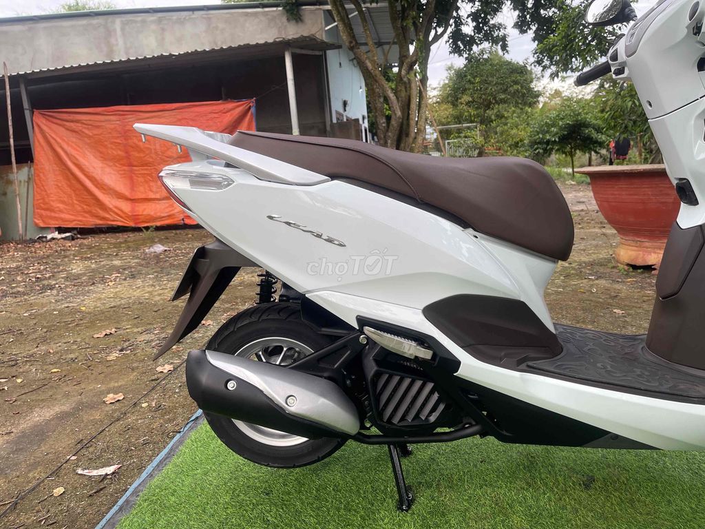 Honda Lead 2018 màu Trắng. Mua bán Xe máy tại Thị xã Phú Mỹ Bà Rịa - Vũng Tàu được đăng bởi Lê  Thanh Hải  hình 10