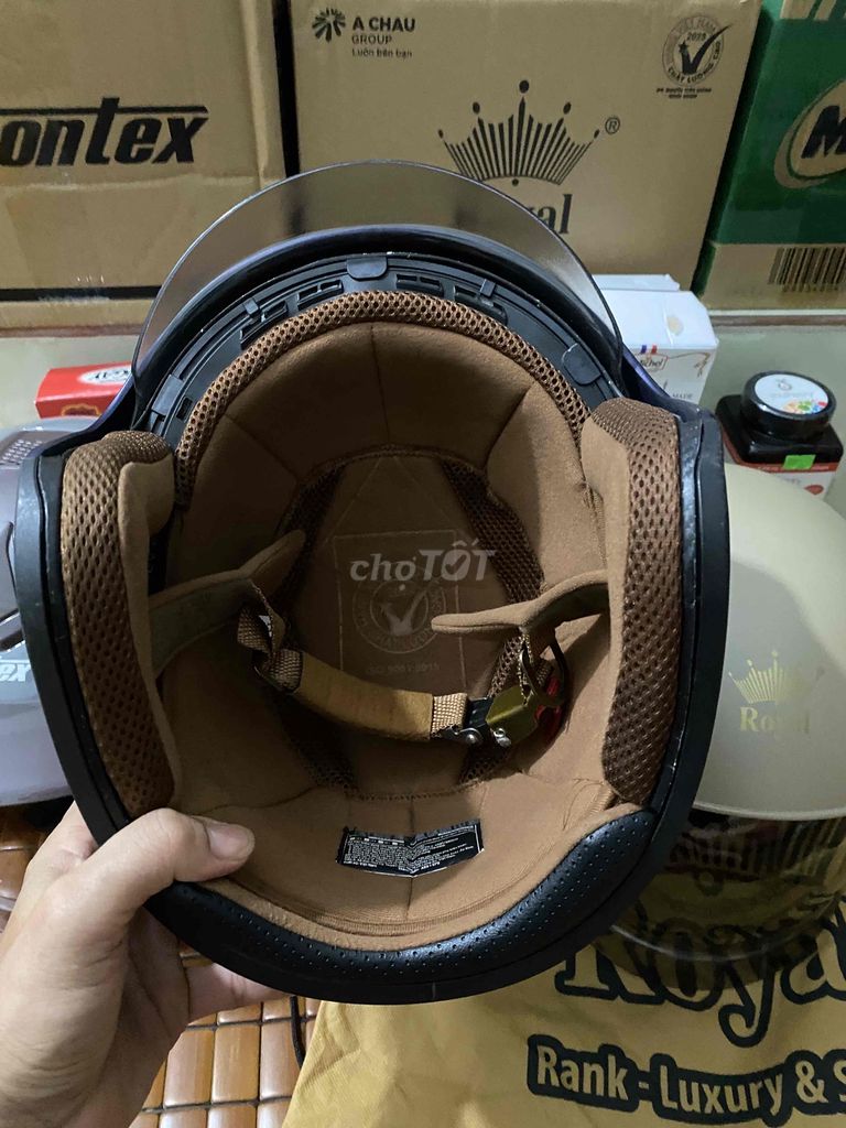 nón Bảo Hiểm Xe Máy 3/4 Royal chính hãng. Mua bán Phụ tùng xe tại Thị xã Ngã Năm Sóc Trăng được đăng bởi HaoTrinh shop hình 4