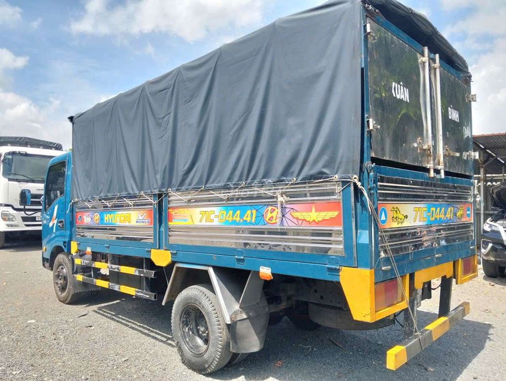 VEAM Huyndai 2t5 2015 máy lạnh. Mua bán Xe tải, xe ben tại Huyện Bình Chánh Tp Hồ Chí Minh được đăng bởi huynhductrong hình 3