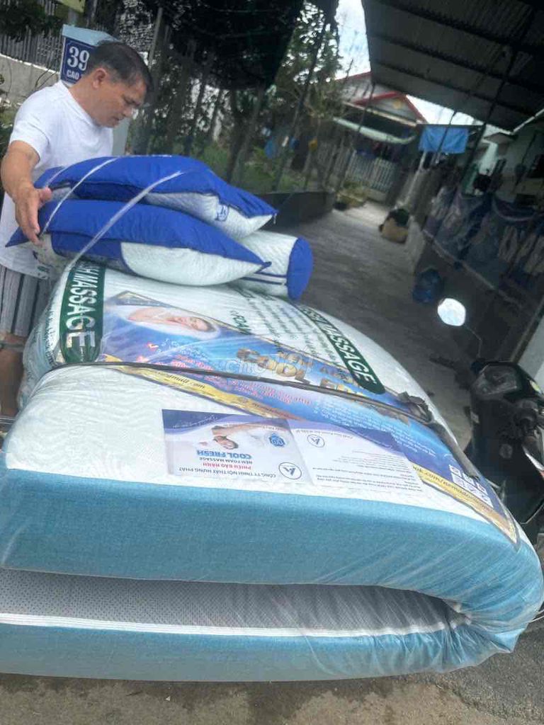 Nệm foam Aroma Cool Fresh Massage Trắng. Mua bán Giường, chăn ga gối nệm tại Thành phố Cà Mau Cà Mau được đăng bởi Nệm Giá Kho Cà Mau hình 1