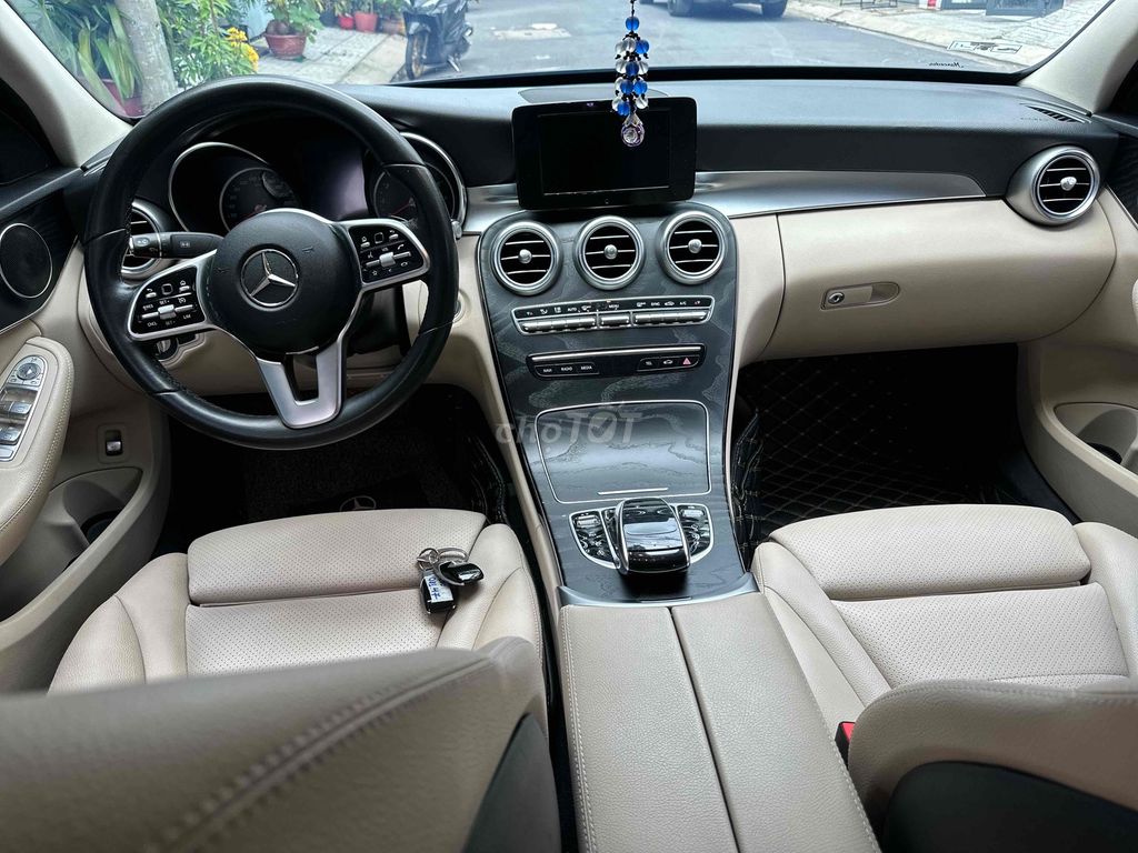 Mercedes Benz C200 - 56000 km model 2020. Mua bán Ô tô tại Quận 7 Tp Hồ Chí Minh được đăng bởi Thông Sport  hình 7