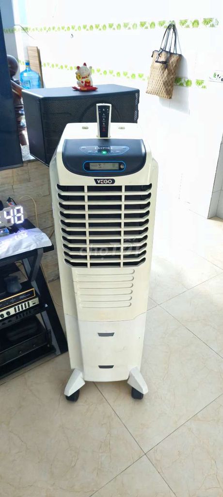 Quạt hơi nước VEGO Trắng. Mua bán Quạt tại Huyện Bình Chánh Tp Hồ Chí Minh được đăng bởi Duy phương hình 1