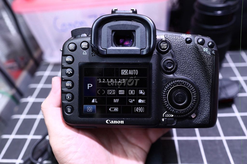 Máy ảnh Canon 7D Đen. Mua bán Máy ảnh, Máy quay tại Thành phố Thuận An Bình Dương được đăng bởi Nguyễn Hải Đăng hình 1