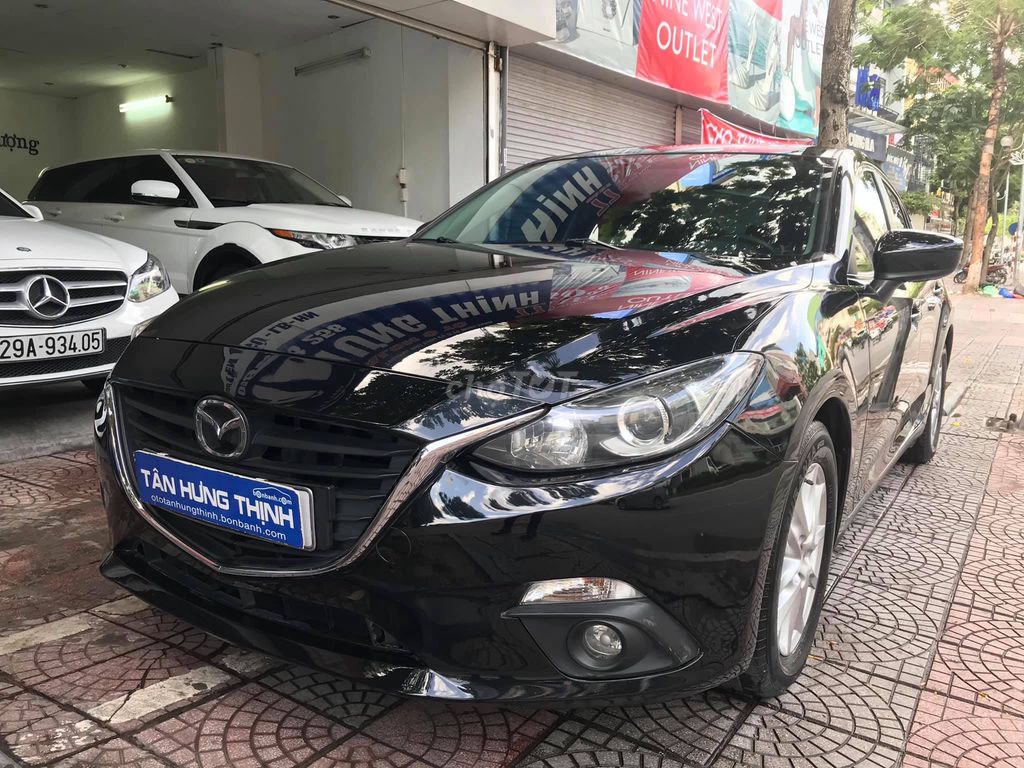 Mazda 3 1.5 Sky Active model 2016