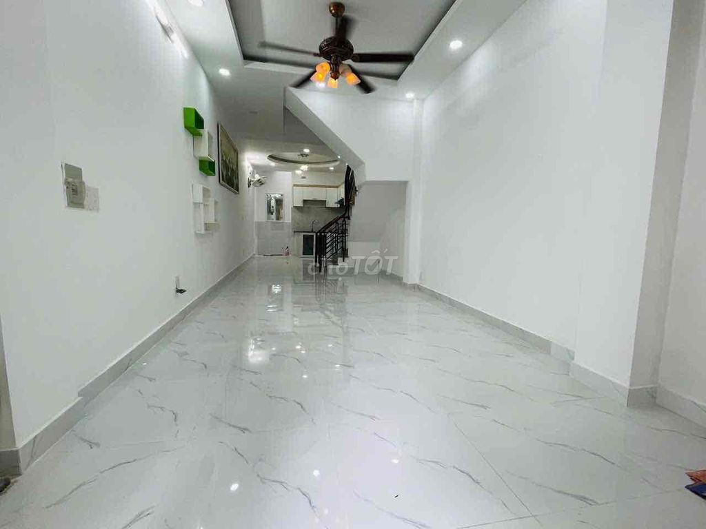 Аренда · 4 комн. · 60 м² · Huyện Nhà Bè, ул. Đường Huỳnh Thị Đồng