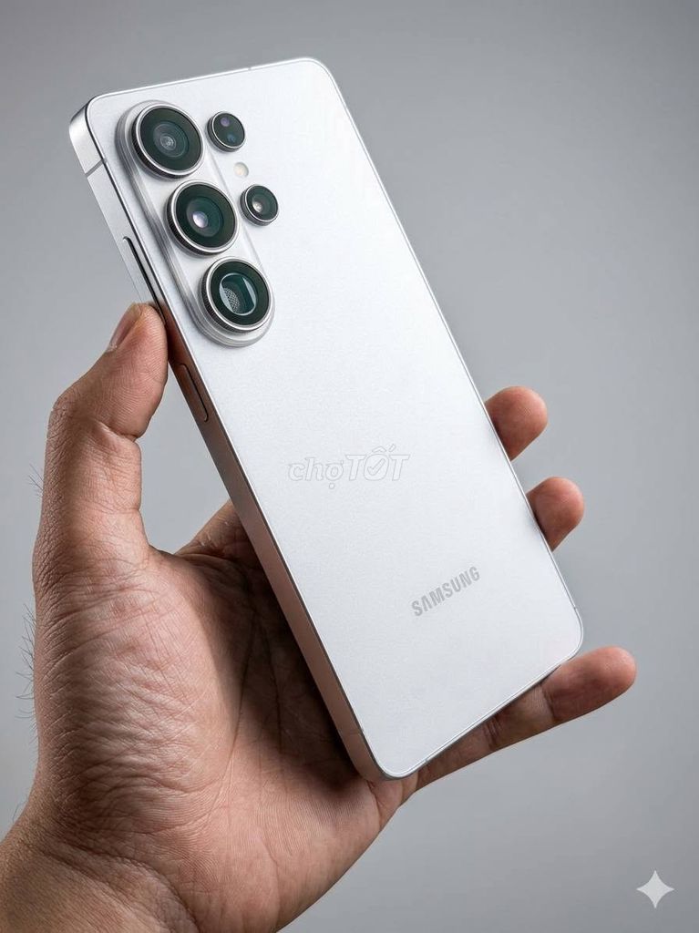 Samsung S26 Ultra 256GB Silver Lướt chính hãng . Mua bán Điện thoại tại Quận Thanh Khê Đà Nẵng được đăng bởi Thiện Lê TShop 16 Lê Đình Lý hình 1