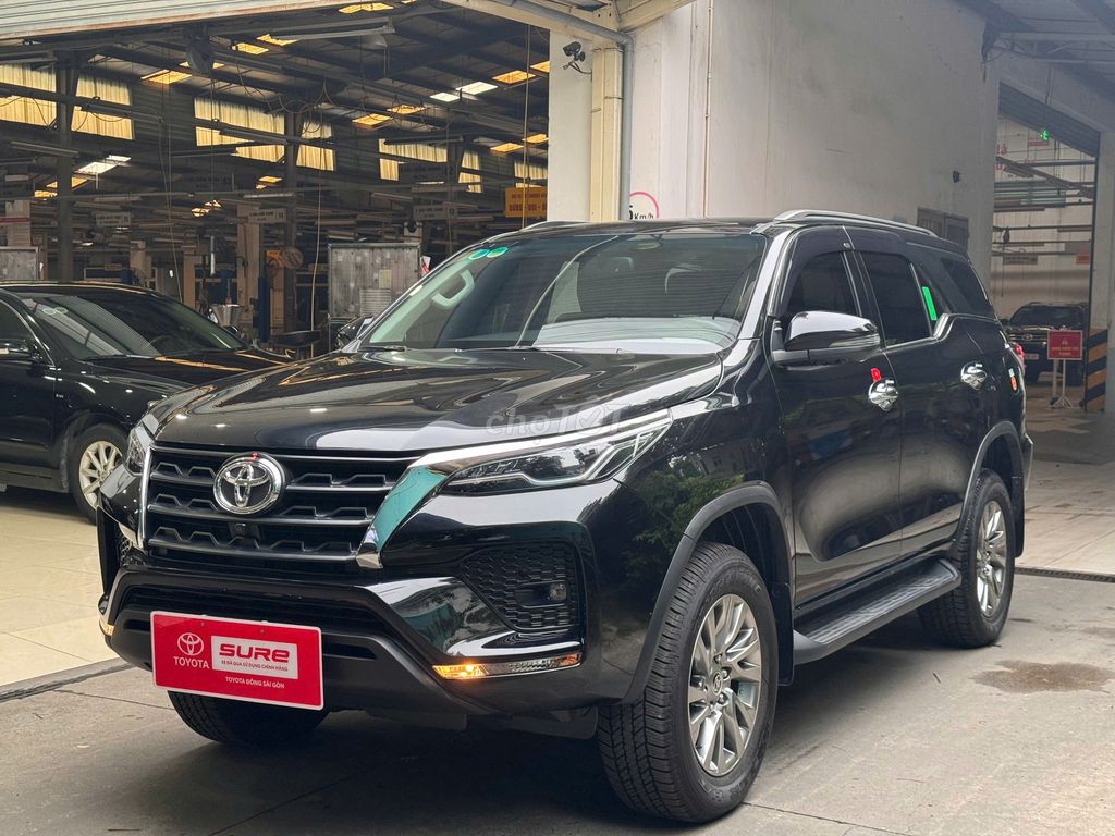 Fortuner 2.7V 4x2 AT 2024  - Đi Lướt 2.700 km. Mua bán Ô tô tại Huyện Hóc Môn Tp Hồ Chí Minh được đăng bởi Vũ Phong Toyota Sure Xe Cũ Chính Hãng hình 2
