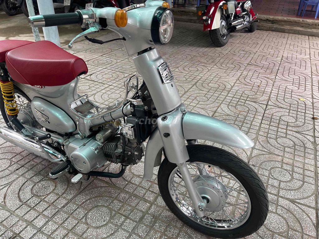 Honda Cub 50 màu Bạc. Mua bán Xe máy tại Thành phố Vĩnh Long Vĩnh Long được đăng bởi Đạt  hình 5