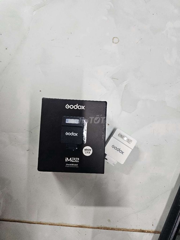 Đèn flash Godox iM22 Trắng. Mua bán Máy ảnh, Máy quay tại Thành phố Buôn Ma Thuột Đắk Lắk được đăng bởi tai hình 1