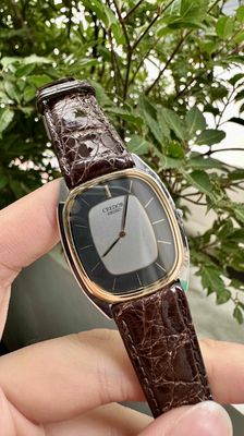 Đồng hồ tank Credor niềng đúc 14k vỏ đá. Mua bán Đồng hồ tại Quận 3 Tp Hồ Chí Minh được đăng bởi Quân