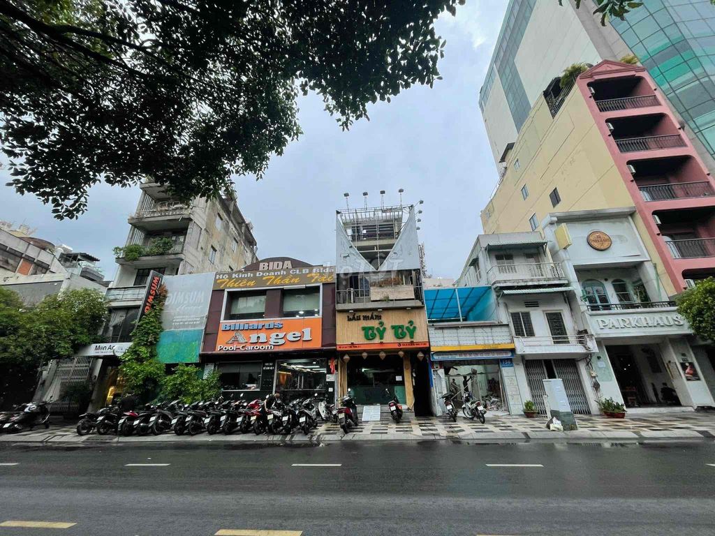 Mặt tiền Lê Lai, Bến Thành Q1, 4x20m nhà 4 tầng vỉa hè giá 60 triệu TL