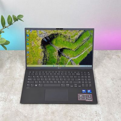 LAPTOP LG GRAM ULTRA 7 155H/16GB/1TB/15.6IN TOUCH