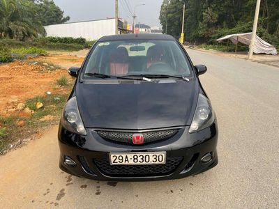 Honda Jazz 2007  bản Nhập dùng xăng e 10 ok