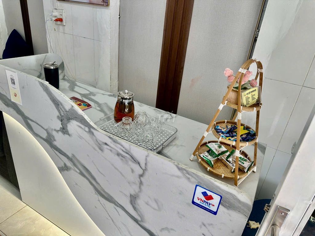 Quầy thu ngân đá hoa cương vân mây trắng. Mua bán Đồ dùng văn phòng tại Quận Sơn Trà Đà Nẵng được đăng bởi Tên chưa cung cấp hình 1