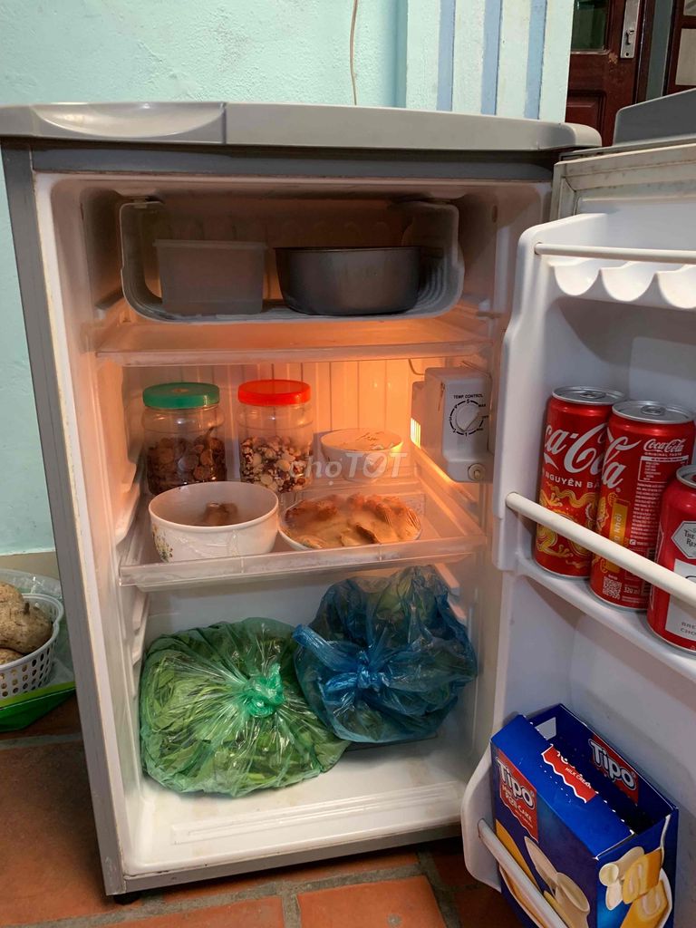 Tủ Lạnh Mini 90L sanyo
