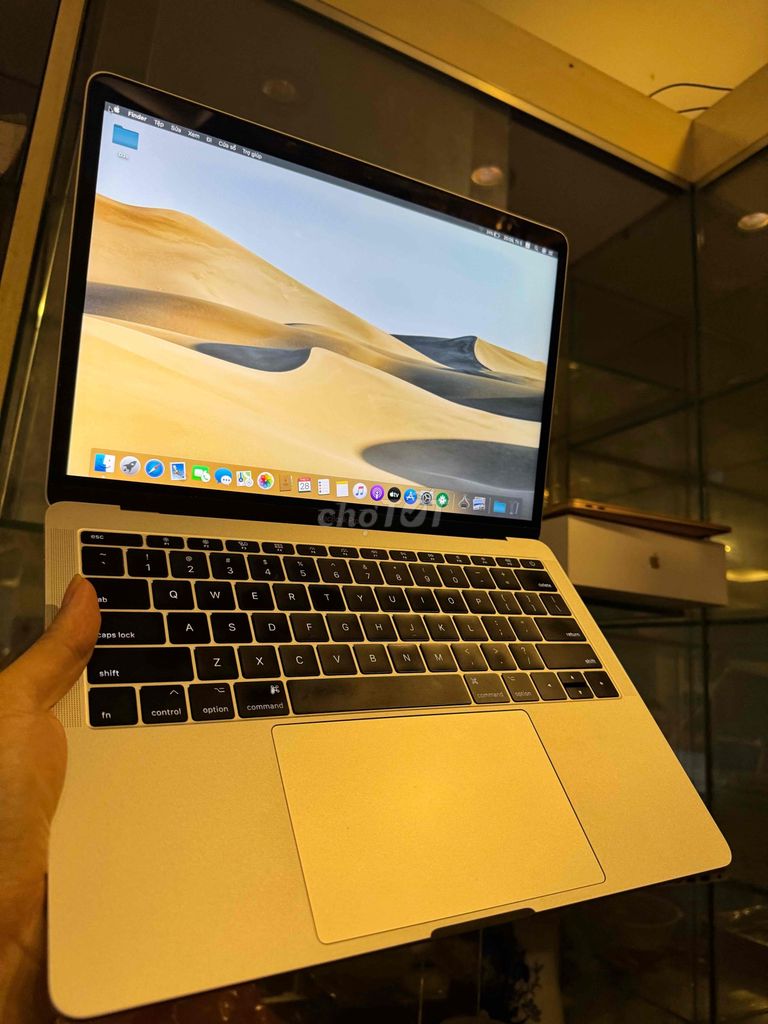 Thanh lý macbook pro 2017 đẹp