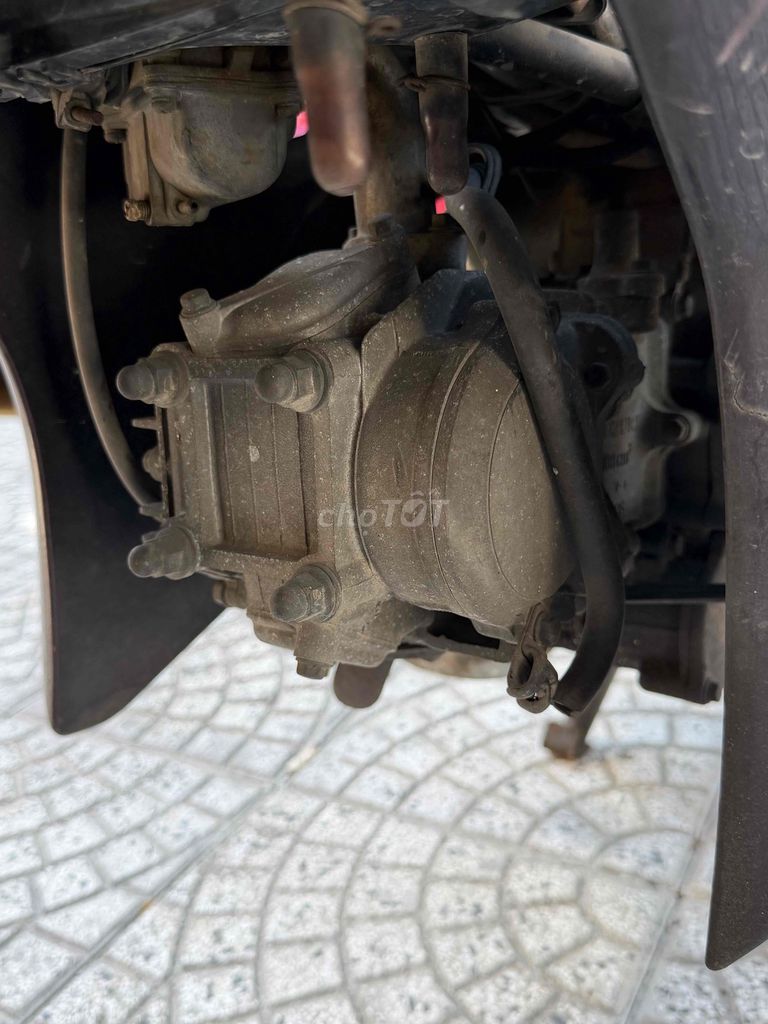 Suzuki Revo коричневый, тихий двигатель, полуавтомат, отличное состояние, с электростартером