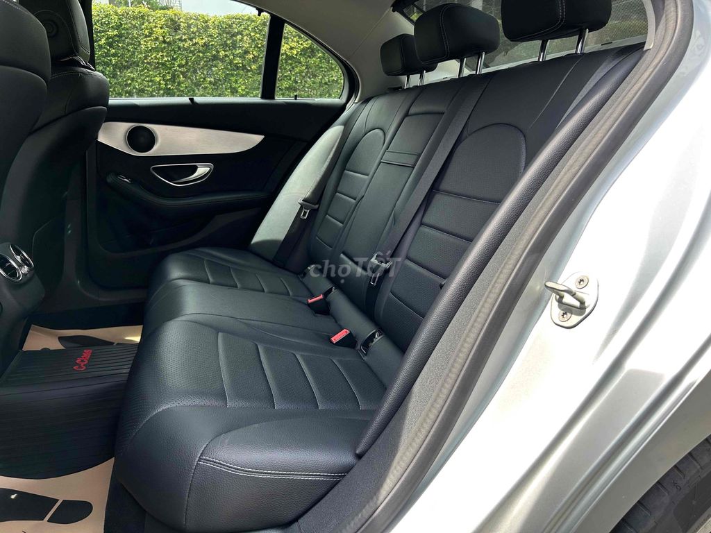 Mercedes Benz C200 Sản xuất 2016. Mua bán Ô tô tại Quận Bình Tân Tp Hồ Chí Minh được đăng bởi Lê Minh Quý hình 13