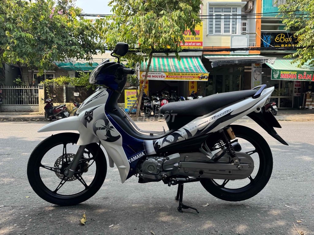 Мопед Yamaha Jupiter Gravita бело-синий