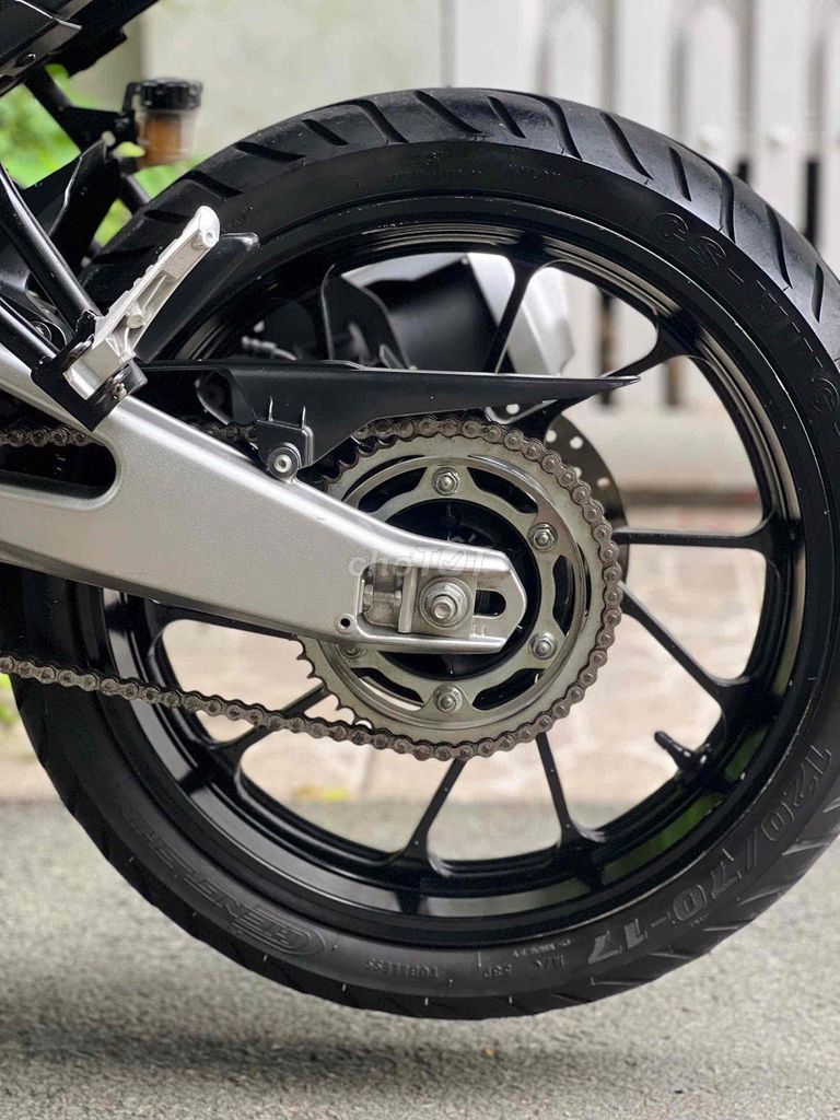 Yamaha V-ixion 155 Xám 24000 km. Mua bán Xe máy tại Quận Gò Vấp Tp Hồ Chí Minh được đăng bởi Đặng Hoàng Minh Khánh hình 4