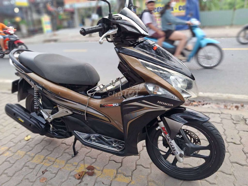 Воздушный клинок Honda 2012 черный