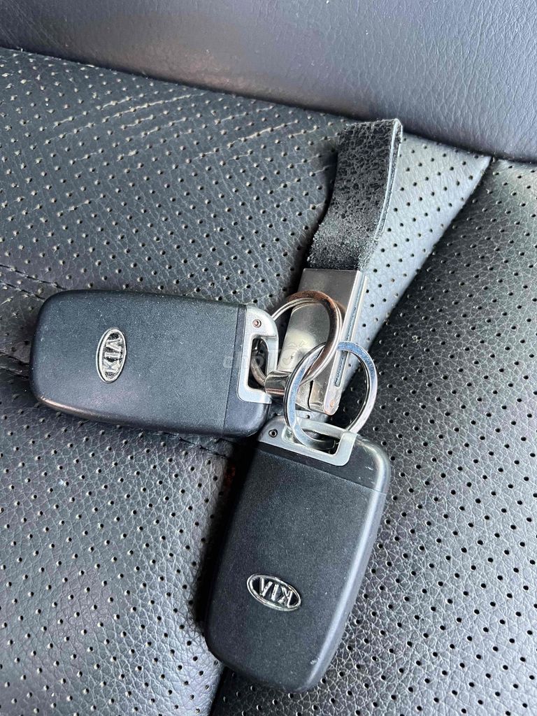 Kia Sorento 2013 bản full có cửa sổ trời xe 1 chủ. Mua bán Ô tô tại Quận 12 Tp Hồ Chí Minh được đăng bởi Phạm Hoàng hình 11