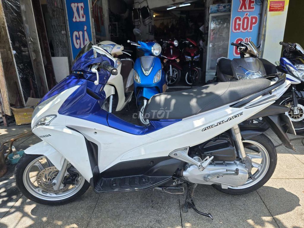 Honda Air Blade 2012 Trắng Xanh