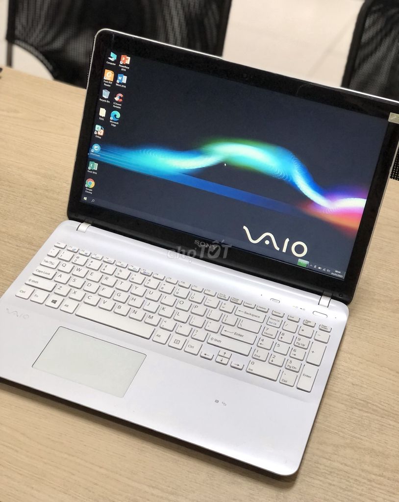 💛Bán xuyên tết_Sony Vaio SN_15.6"FHD_Pin 4h_y hình