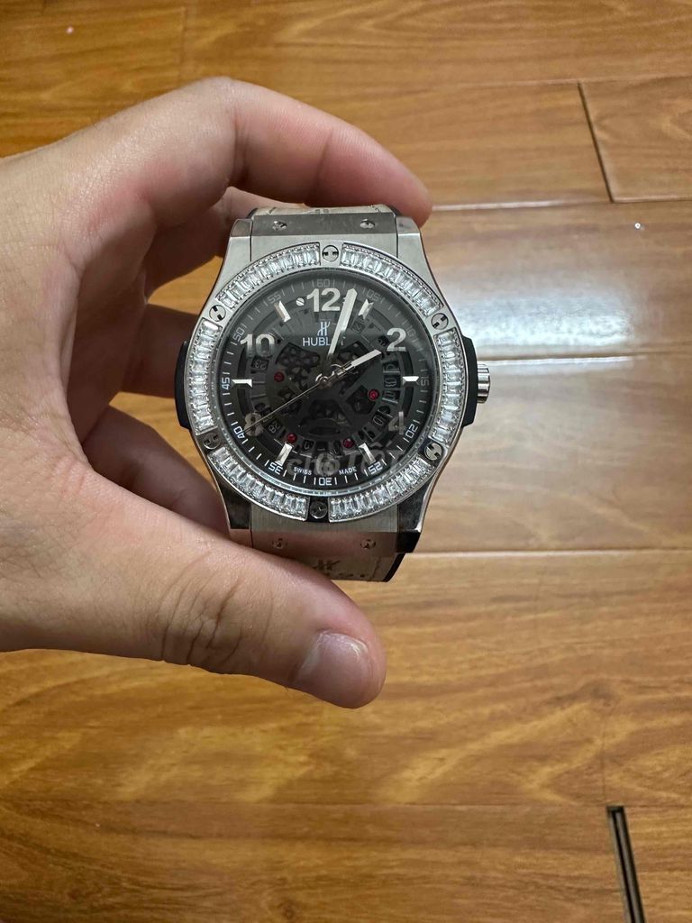 Đồng hồ HB da lộn. Mua bán Đồng hồ tại Quận Hà Đông Hà Nội được đăng bởi Duy Ngọc hình 1