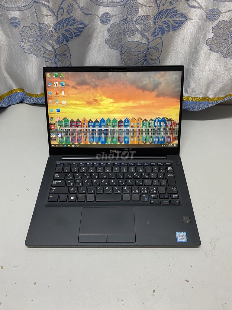 Dell 7390 Latitude i7-8650/8G/SSD256G 13.3"IPS 1Kg. Mua bán Laptop tại Quận Ninh Kiều Cần Thơ được đăng bởi Tinh hình 1