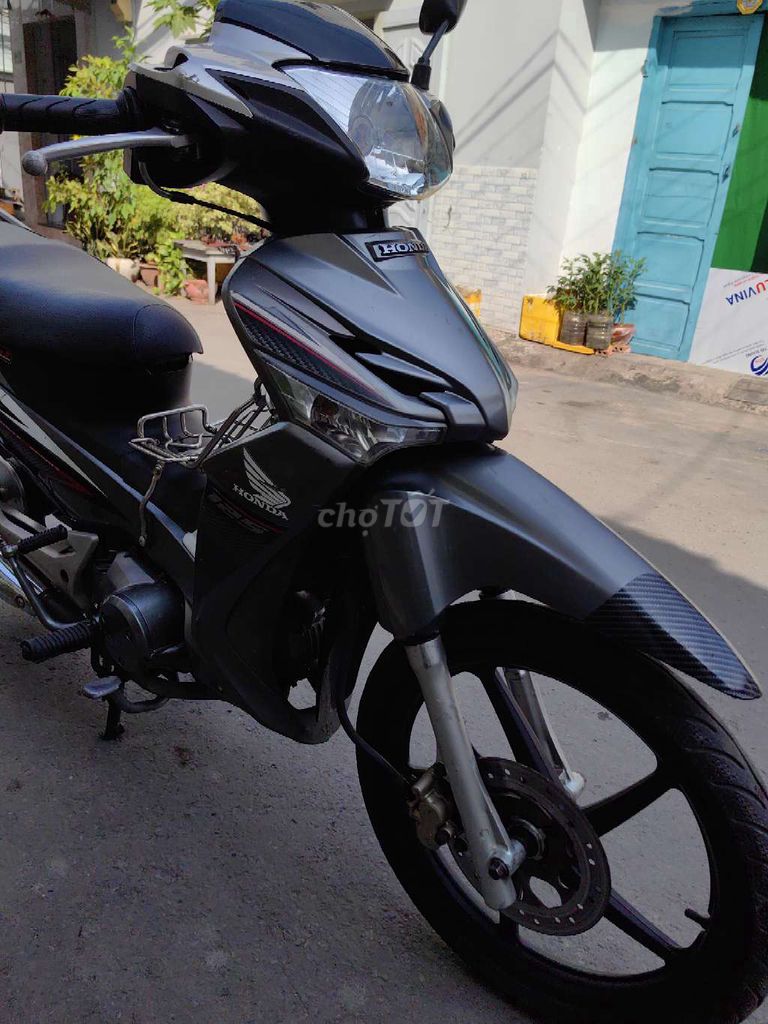 Honda Future Neo lên áo Future X. Mua bán Xe máy tại Quận Tân Bình Tp Hồ Chí Minh được đăng bởi Trung hình 7
