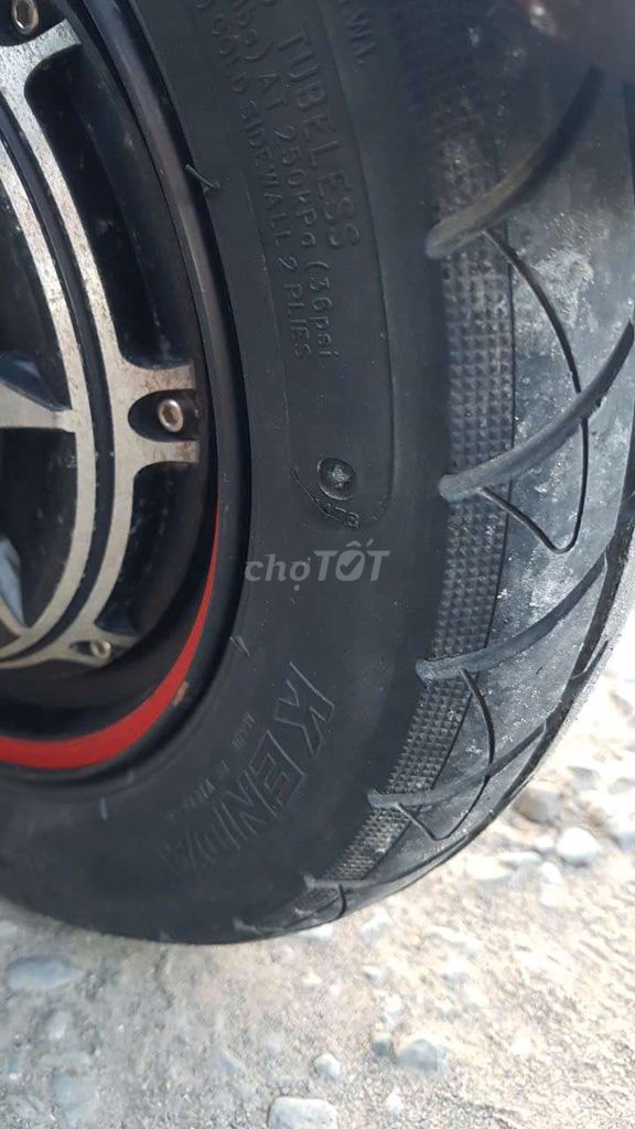 Xe đạp điện mua mới trên 12 triệu mới tinh. Mua bán Xe điện tại Thành phố Vĩnh Long Vĩnh Long được đăng bởi cong hình 2