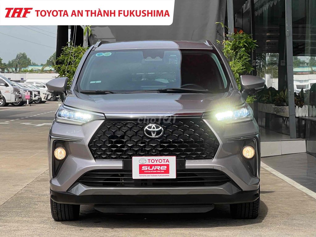 Toyota Veloz CVT Top 2022 - 20768 km