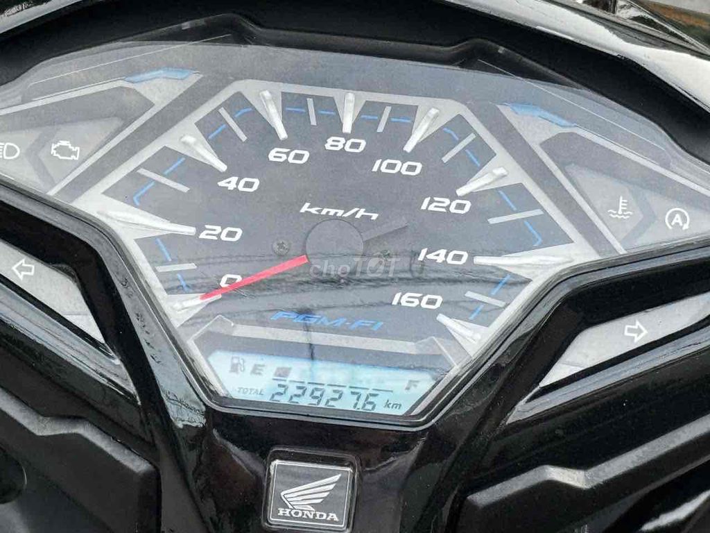 Honda Vario 150 2017 Đen 22000 km. Mua bán Xe máy tại Quận Bình Tân Tp Hồ Chí Minh được đăng bởi XE MÁY TẤN ĐỘ hình 1