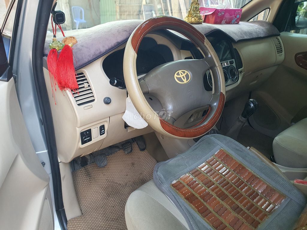 Toyota Innova 2007 photo 3