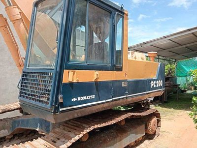 Bán xe múc KOMATSU. Mua bán Phương tiện khác tại Thị xã La Gi Bình Thuận được đăng bởi Nhật Tuyền
