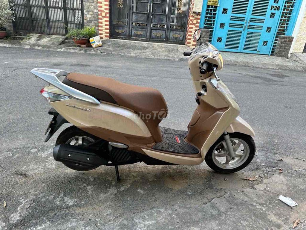 Honda Lead 125 Fi màu vàng kem đời 2017  bst 99. Mua bán Xe máy tại Quận 11 Tp Hồ Chí Minh được đăng bởi nguyenxuanthinh quận tân phú  hình 3