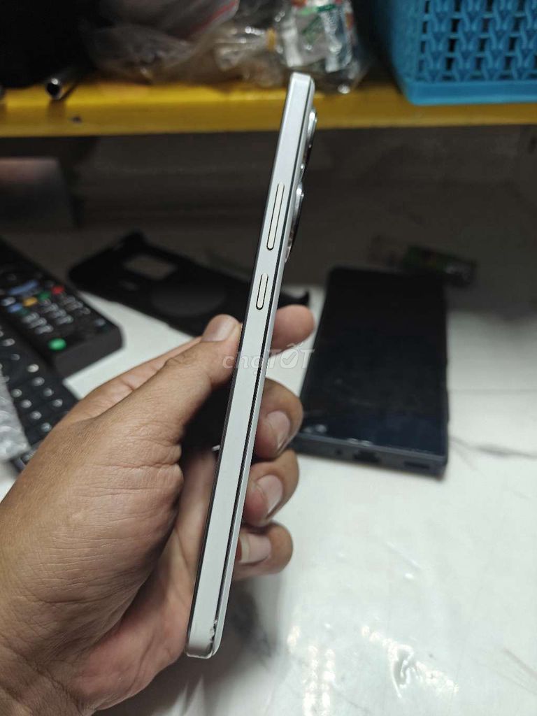 iQOO Neo 9S Pro+ 256GB Trắng. Mua bán Điện thoại tại Quận Tân Phú Tp Hồ Chí Minh được đăng bởi huy  hình 1