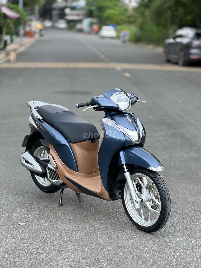 Shmode 125 Xanh Nâu Đen 2019 Leng Keng Có Trả Góp🎉. Mua bán Xe máy tại Thành phố Biên Hòa Đồng Nai được đăng bởi Xe Máy Phát Đồng hình 1