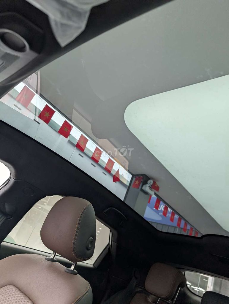 VinFast VF6 PLUS Bản Mỹ Trắng. Mua bán Ô tô tại Thành phố Thủ Đức Tp Hồ Chí Minh được đăng bởi Phương Anh VF Thủ Đức  hình 6