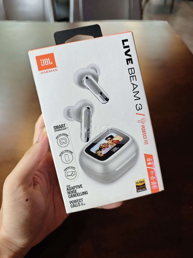 Tai nghe JBL Live Beam 3 Bạc. Mua bán Tivi, Âm thanh tại Quận Long Biên Hà Nội được đăng bởi Pat hình 1