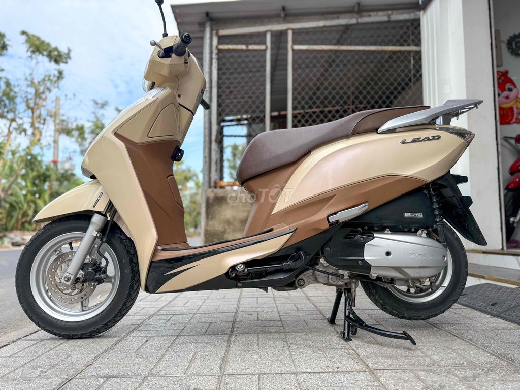 🌈 LEAD VÀNG Fi HSCT XE ĐẸP MÀU ĐẸP MÁY ZIN💥CÓ GÓP💥. Mua bán Xe máy tại Thành phố Sóc Trăng Sóc Trăng được đăng bởi Mạnh Huỳnh hình 3